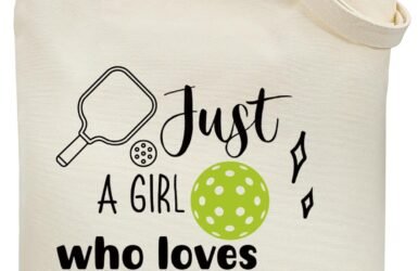 Tote-ally Awesome: A Stylish Review of the Canvas Tote Bag with Pockets!