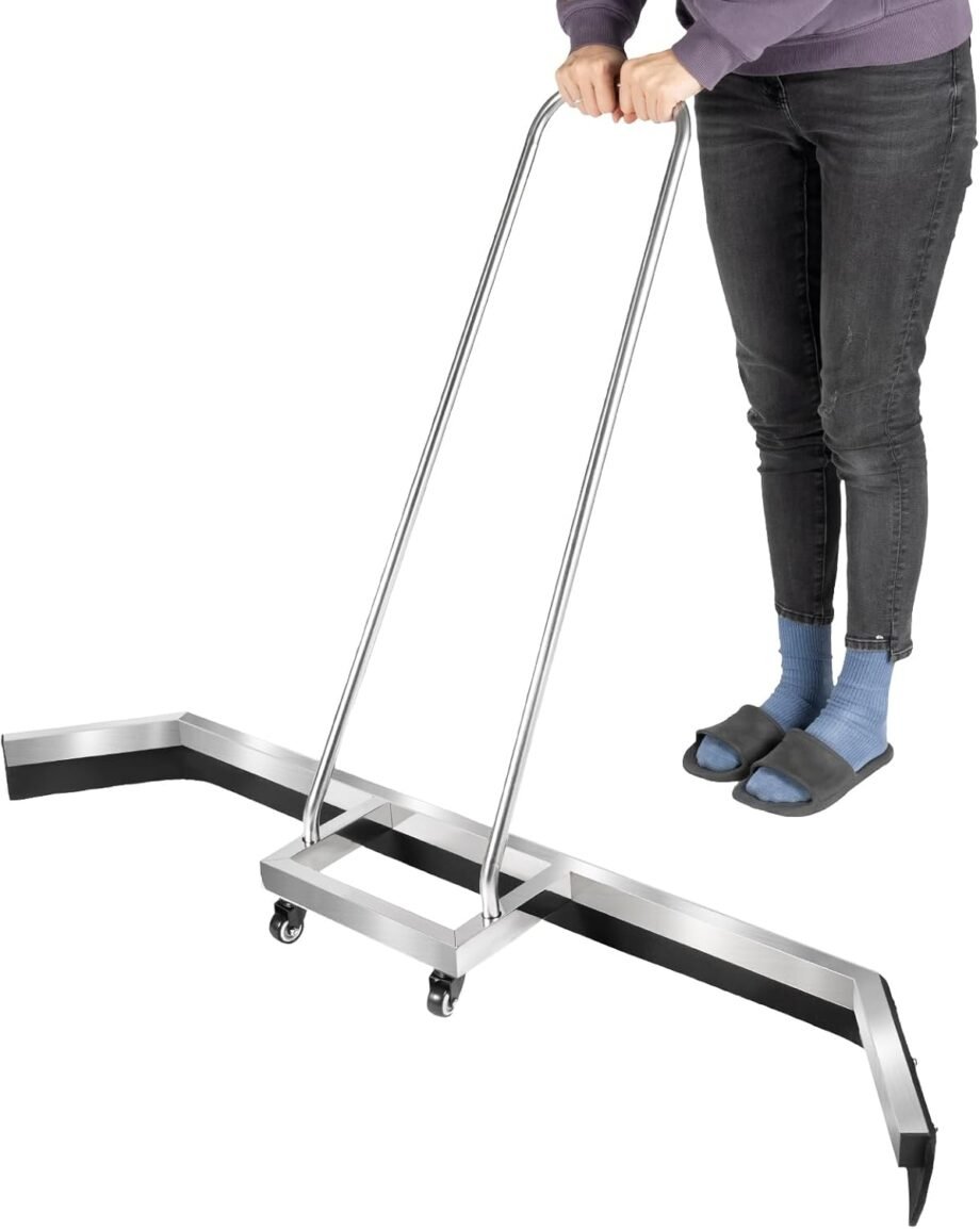 Squeaky Clean Courts: The Sport Court Squeegee Review—Your Ultimate Water Remover Tool!