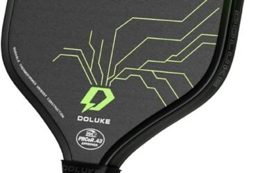 Pickleball Power Unleashed: Dive into the World of Raw Carbon Fiber Paddles!