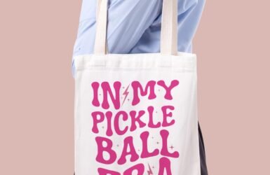 Swing in Style: The Ultimate Review of the Pickleball Bag - Your Lightweight Beige Tote Buddy!