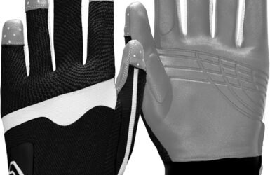 Serve Up Style and Grip: A Review of the Avantic Full Finger Pickleball Glove!
