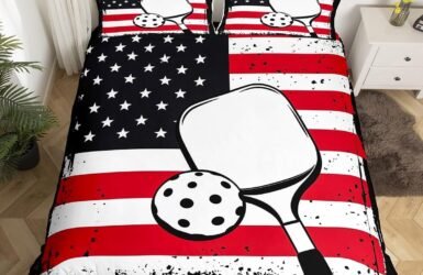 Serve Up Style with the Erosebridal Pickleball King Bedding Set: A Vintage American Flag Dream for Sports Lovers!