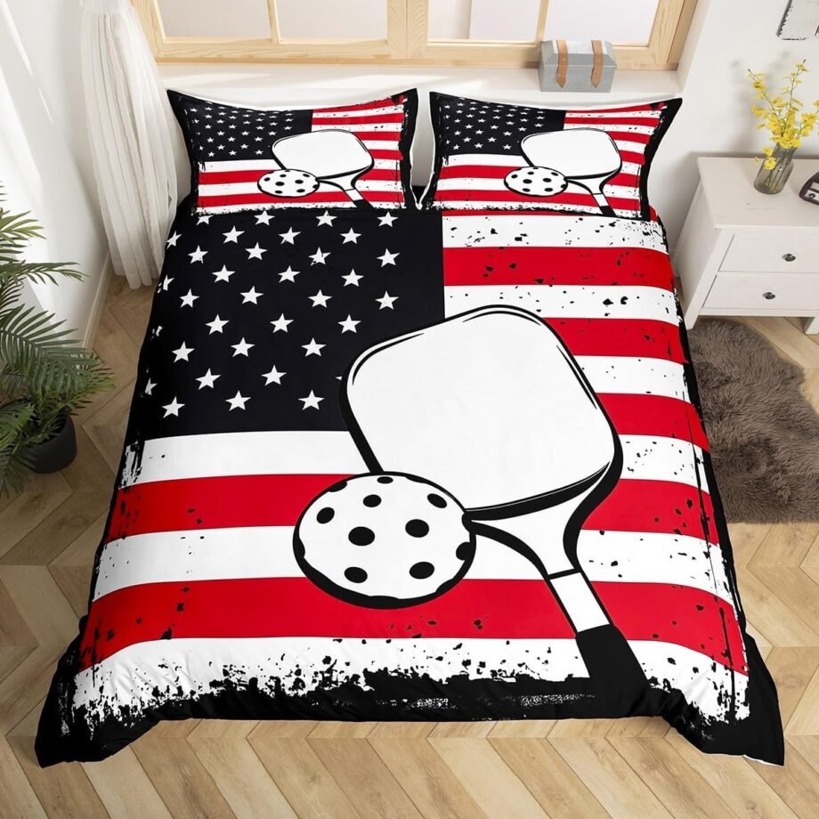 Serve Up Style with the Erosebridal Pickleball King Bedding Set: A Vintage American Flag Dream for Sports Lovers!